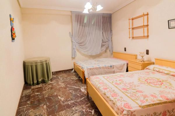 Casa independiente en calle Federico García Lorca, 3