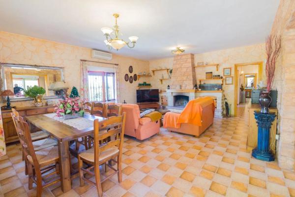 Casa independiente en Cv-9112