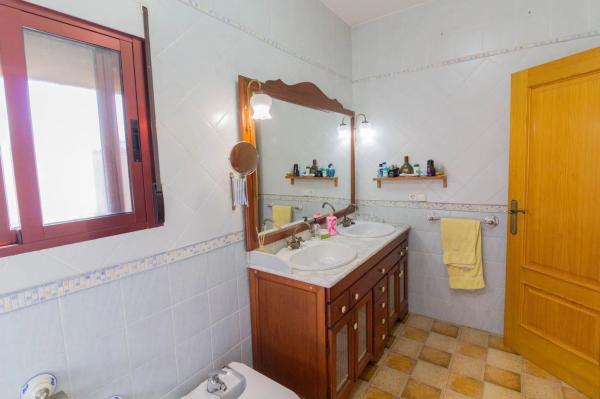 Casa independiente en Cv-9112