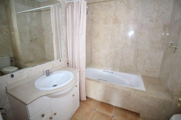 Casa independiente en calle San Francisco