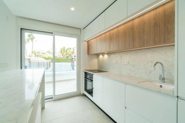 Piso en calle Miguel Barceló, 2