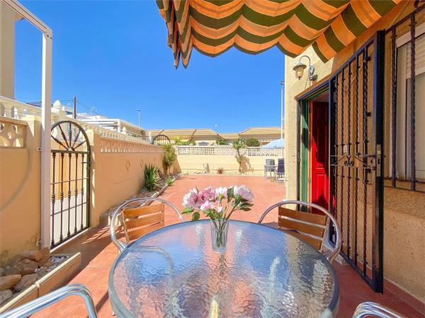 Chalet adosado en Urbanizacion Balcones