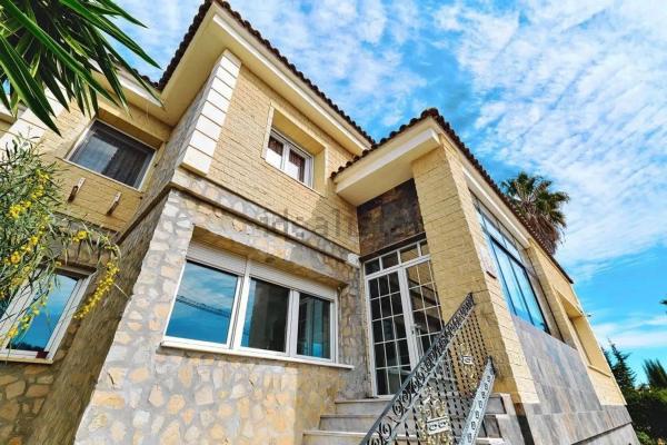 Casa independiente en calle Juan Ramón Jiménez s/n