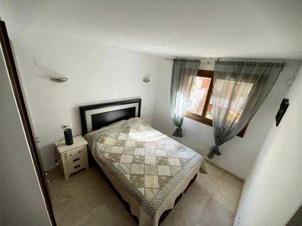 Piso en calle Ciclón, 6