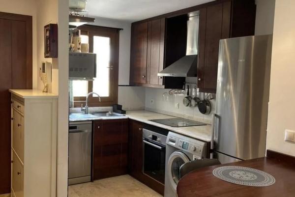 Piso en calle Ciclón, 6