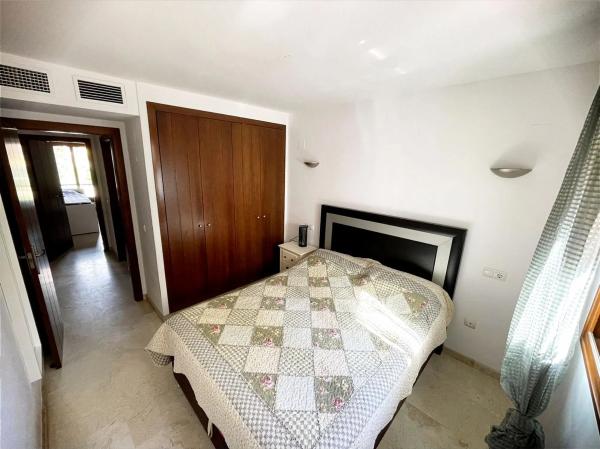 Piso en calle Ciclón, 6