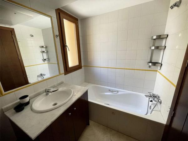 Piso en calle Ciclón, 6