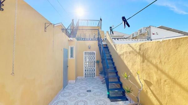 Chalet adosado en calle Carabela