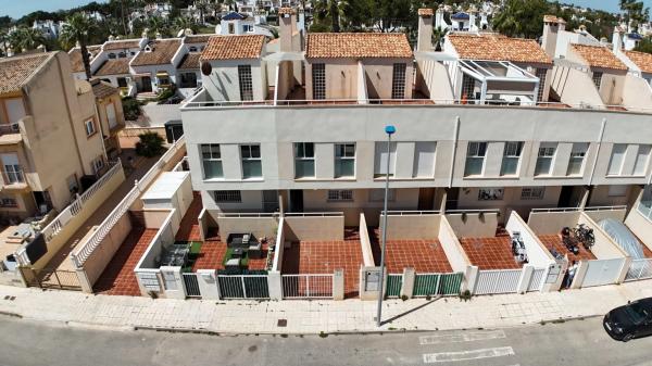 Chalet en Barrio Villamartín-Las Filipinas