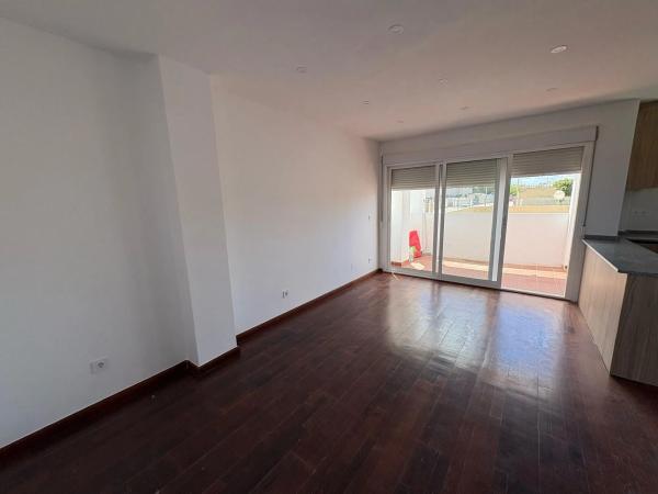 Piso en calle Torre de Pisa