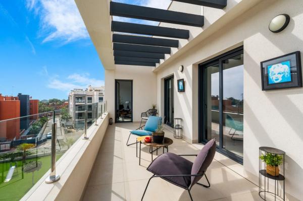 Ático en Barrio Villamartín-Las Filipinas