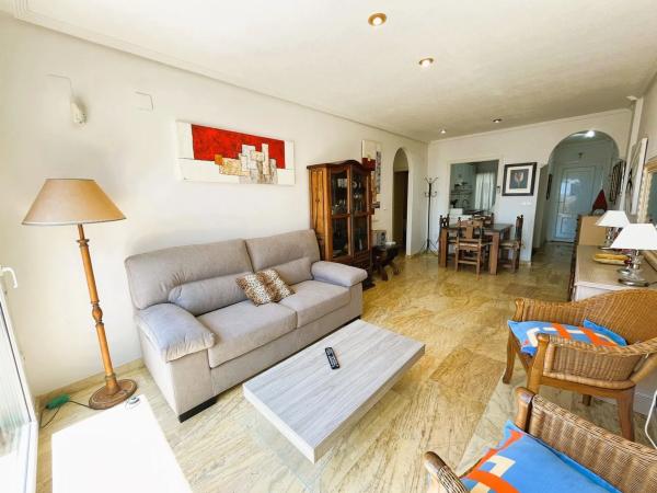 Piso en calle Arturo Perez Reverte