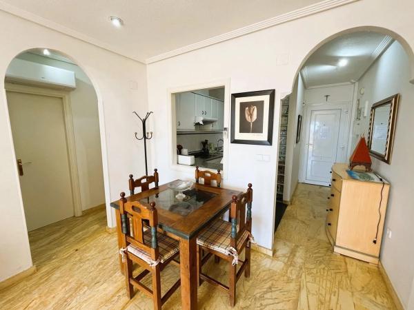 Piso en calle Arturo Perez Reverte