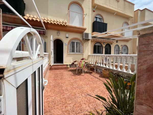 Dúplex en Barrio Los Almendros-La Florida