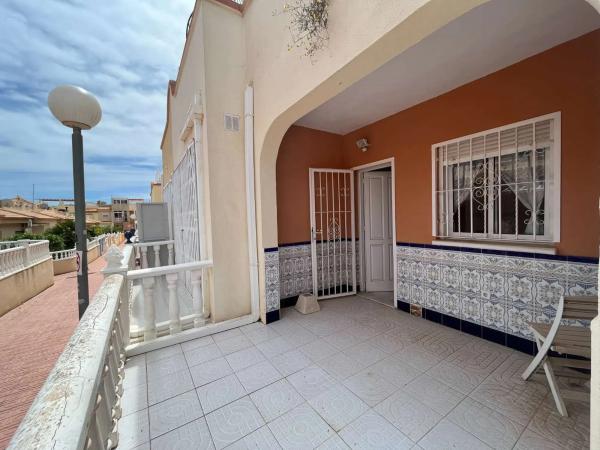 Dúplex en Barrio Los Almendros-La Florida