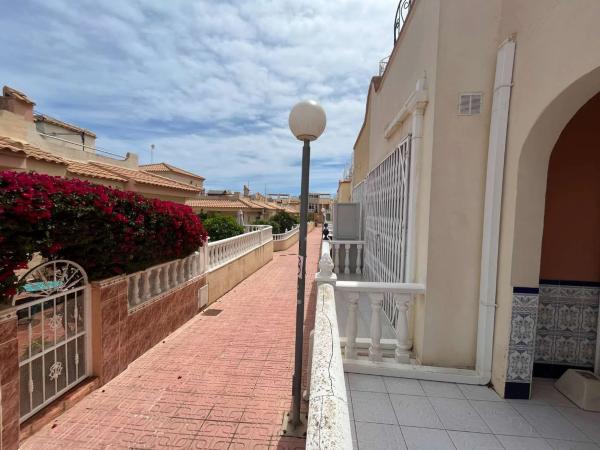 Dúplex en Barrio Los Almendros-La Florida