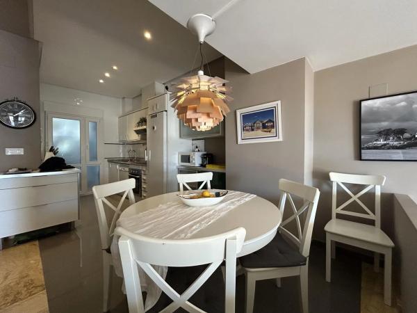 Chalet adosado en calle Vicente Blasco Ibañez