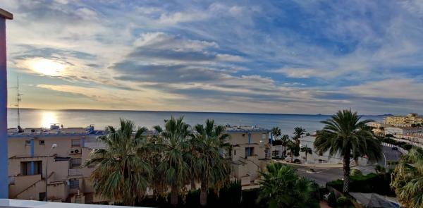 Chalet adosado en calle Vicente Blasco Ibañez