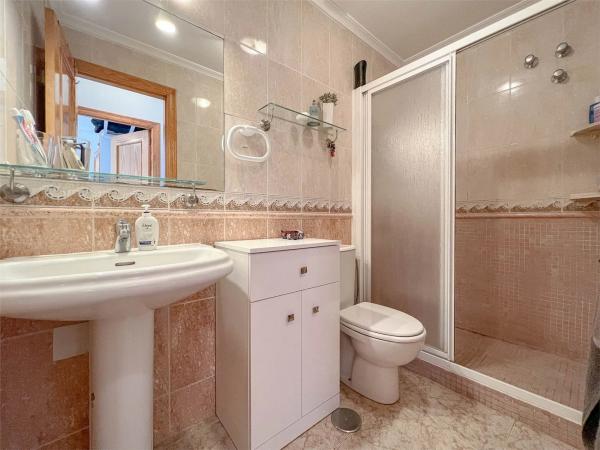 Piso en calle Luis Gordillo