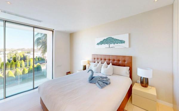 Casa independiente en avenida de las Colinas