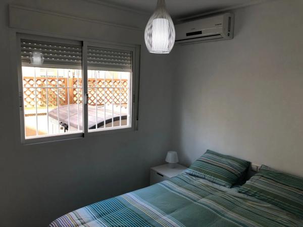 Chalet adosado en calle Cabo Turiñan