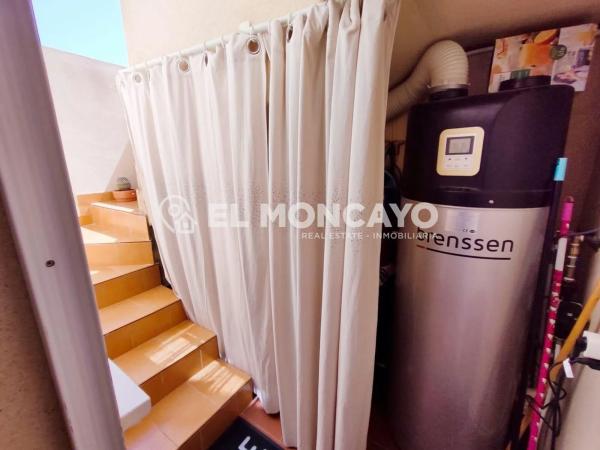 Casa independiente en calle Los Espinos