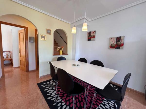 Dúplex en Barrio Los Almendros-La Florida