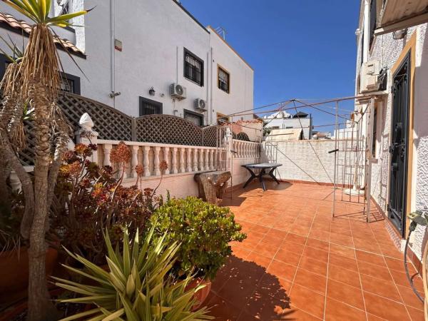 Dúplex en Barrio Los Almendros-La Florida