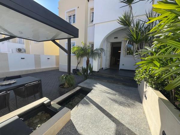 Piso en calle Gigantes y Cabezudos, 2