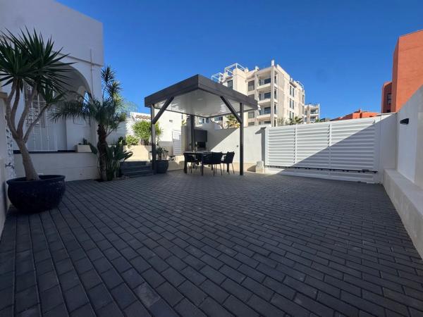 Piso en calle Gigantes y Cabezudos, 2