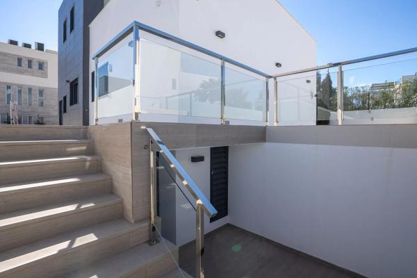 Casa independiente en calle Juan Marse