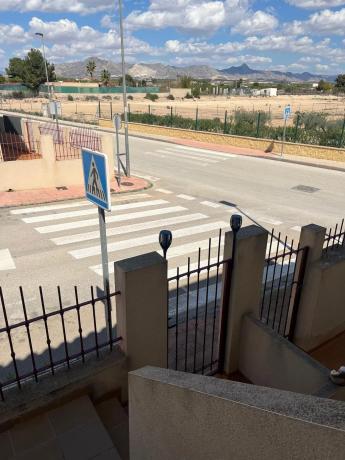 Piso en calle Los Espinos, 80