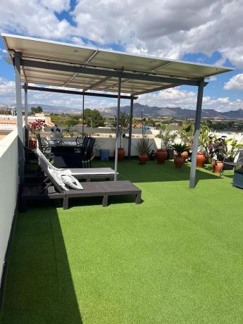 Piso en calle Los Espinos, 80