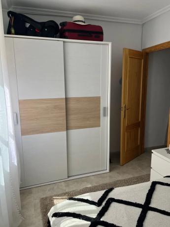 Piso en calle Los Espinos, 80