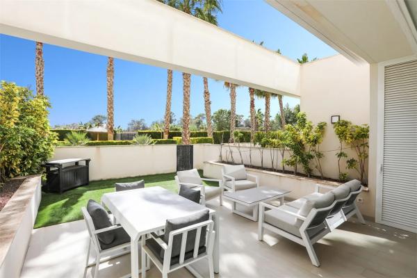 Piso en avenida de las Colinas