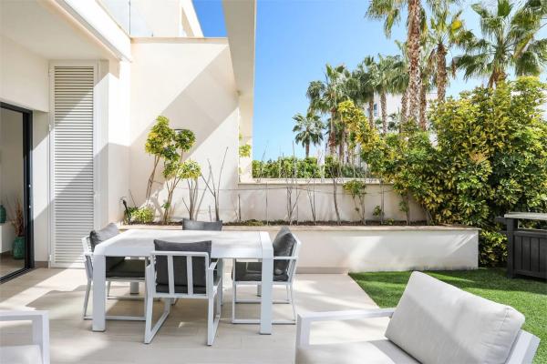 Piso en avenida de las Colinas