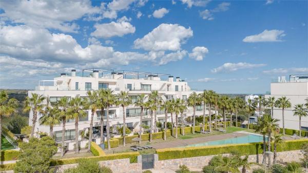 Piso en avenida de las Colinas