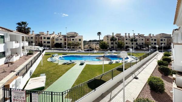 Piso en avenida de Ibiza, 24