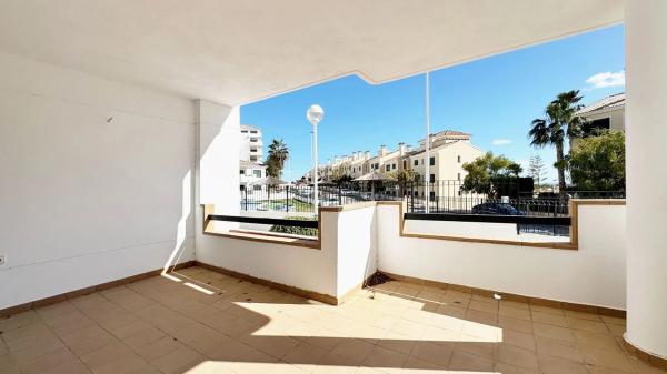 Piso en avenida de Ibiza, 24