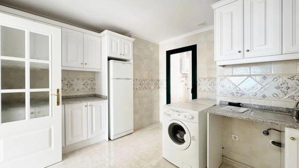 Piso en avenida de Ibiza, 24