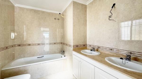 Piso en avenida de Ibiza, 24