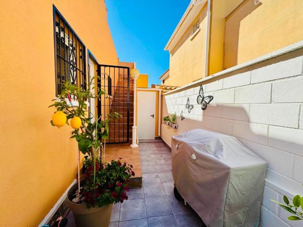 Chalet en Barrio Los Almendros-La Florida