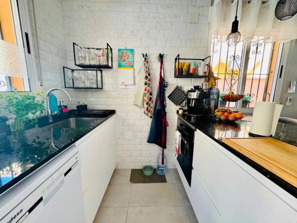 Chalet en Barrio Los Almendros-La Florida