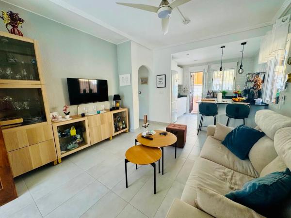 Chalet en Barrio Los Almendros-La Florida