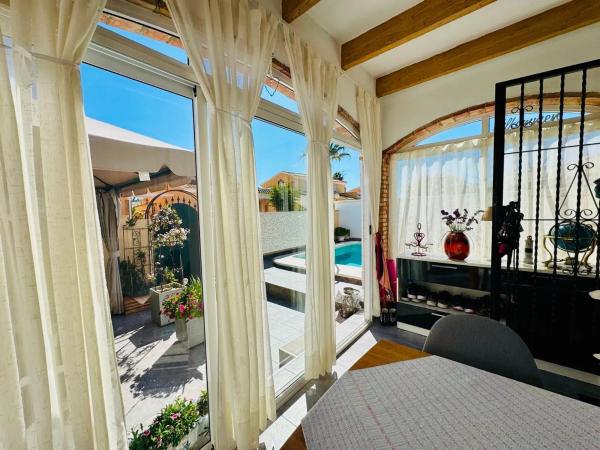 Chalet en Barrio Los Almendros-La Florida