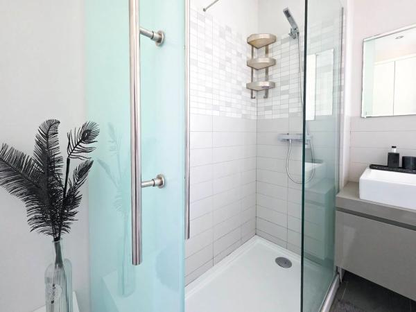 Ático en calle Estrecho de Bonifacio, 6