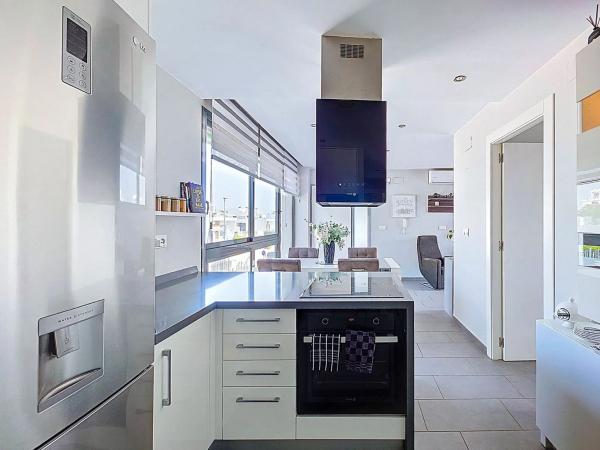 Ático en calle Estrecho de Bonifacio, 6