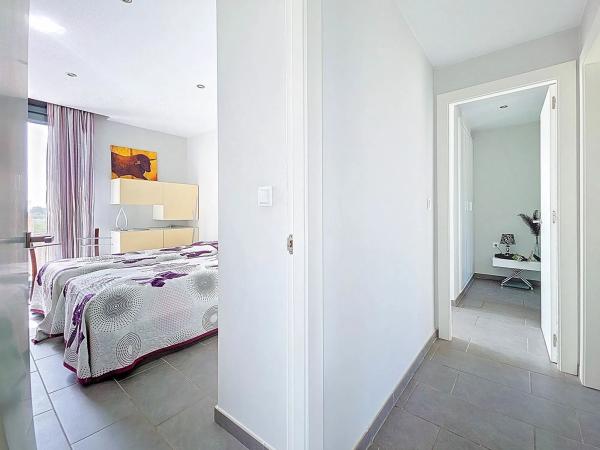 Ático en calle Estrecho de Bonifacio, 6