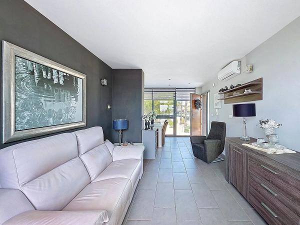 Ático en calle Estrecho de Bonifacio, 6