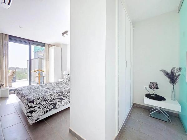 Ático en calle Estrecho de Bonifacio, 6